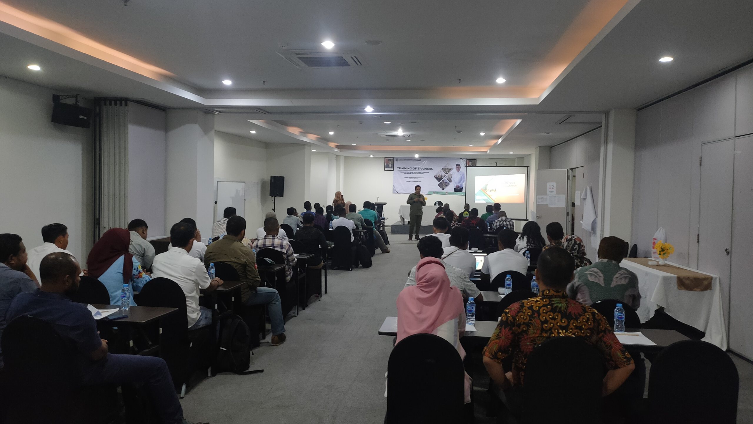 Modul TEKAD Penguatan BUM Desa Bagian Lima: Pemasaran Produk-Produk Unggulan Desa