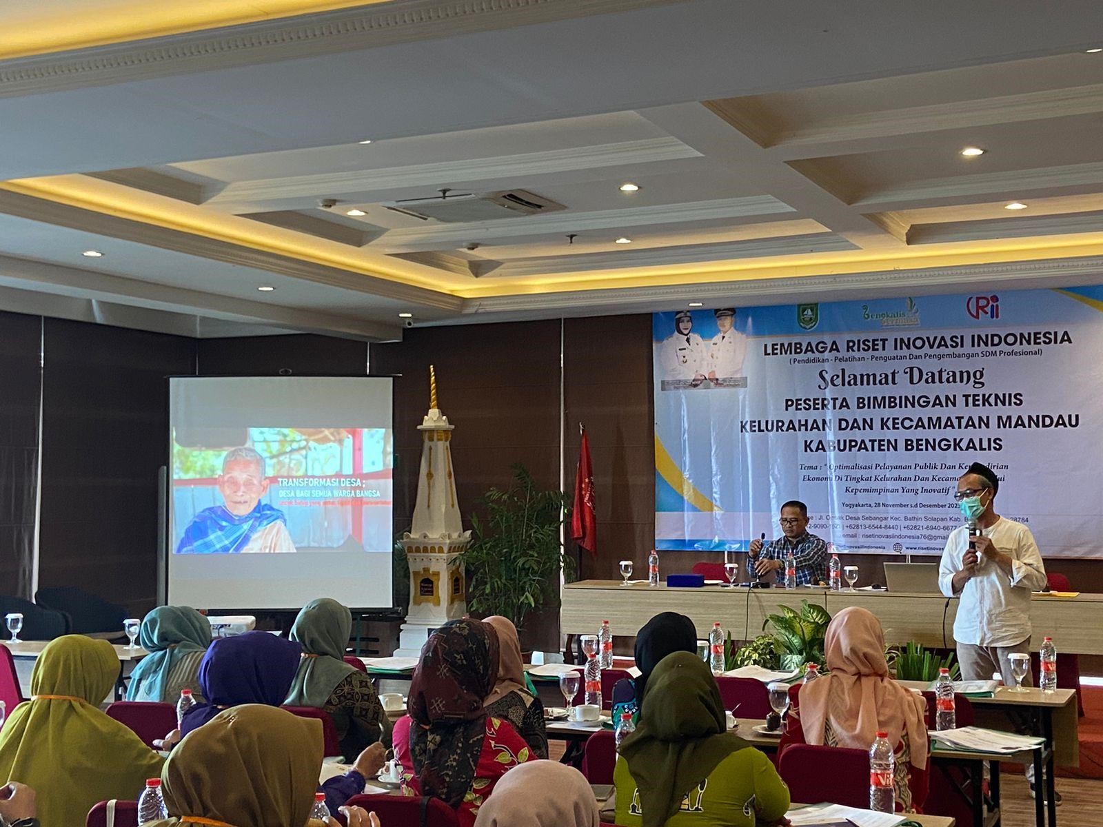 Kepemimpinan Progresif dan Transformatif: Bimbingan Teknis Bagi Kepala Desa, Lurah, dan Ketua TPKK